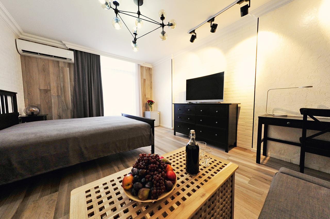 Bliss Apartaments On The 22Nd Floor バトゥーミ エクステリア 写真