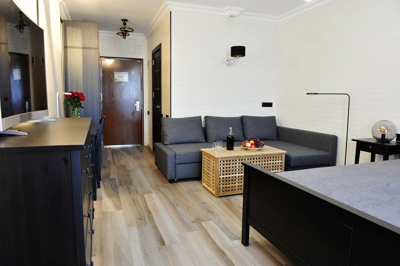 Bliss Apartaments On The 22Nd Floor バトゥーミ エクステリア 写真